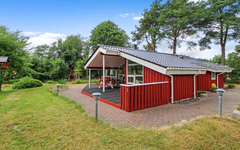 Edzard - 200M from the Sea: Thatching, Cottage, House, Roof, Home, Farmhouse, Hut, Estate, Village