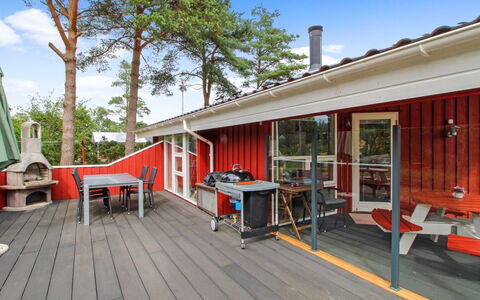Edzard - 200M from the Sea: Thatching, Cottage, House, Roof, Home, Farmhouse, Hut, Estate, Village