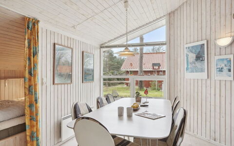 Edzard - 200M from the Sea: Thatching, Cottage, House, Roof, Home, Farmhouse, Hut, Estate, Village