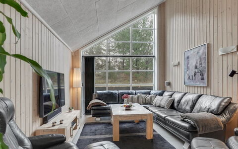 Lilie - 270M from the Sea: Wood, Couch, Living Room, Furniture, Home, Ceiling, Cottage, Hardwood