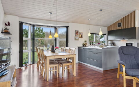 Andrea - 1.4Km from the Sea: Thatching, Cottage, House, Roof, Home, Farmhouse, Hut, Estate, Village