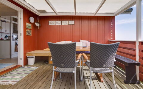 Ingold - 50M from the Sea: Wood, Wood Stain, Plank, Hardwood, Cottage, Deck, Siding, Shade, Wood Flooring, Garden Buildings