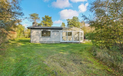 Herly - 50M from the Sea: Residential Area, Roof, Suburb, Driveway, Estate, Chimney
