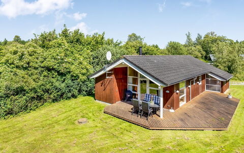 Thorketil - 1.1Km from the Sea: House, Roof, Home, Cottage, Shed, Garden Buildings, Siding, Yard, Log Cabin, Hut