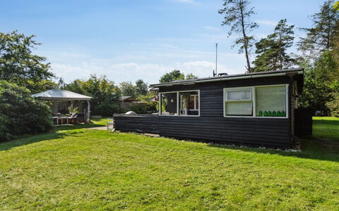 Annamie - 650M from the Sea: Grass, House, Shrub, Cottage, Home, Land Lot, Garden, Garden Buildings, Lawn, Siding