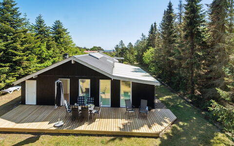 Aud - 300M from the Sea: Thatching, Cottage, House, Roof, Home, Farmhouse, Hut, Estate, Village