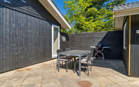 Aud - 300M from the Sea: Thatching, Cottage, House, Roof, Home, Farmhouse, Hut, Estate, Village
