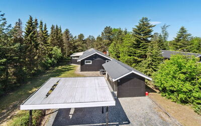 Aud - 300M from the Sea