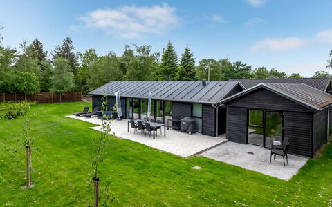 Fay - 25M from the Sea: Thatching, Cottage, House, Roof, Home, Farmhouse, Hut, Estate, Village