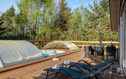 Eli - 1.4Km from the Sea: Wood, Flooring, Composite Material, Hardwood, Wood Stain, Wood Flooring, Resort, Swimming Pool, Deck, Eco Hotel