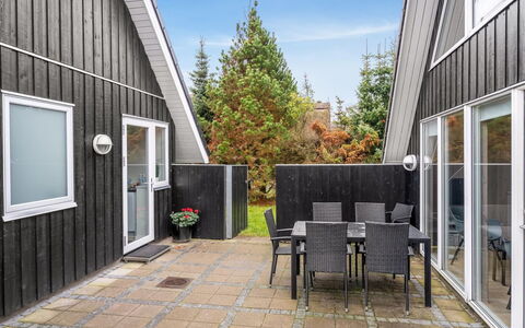 Hejdie - 150M from the Sea: Roof, Home, House, Siding, Cottage, Composite Material, Door, Sash Window, Estate, Chimney