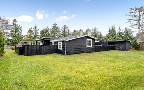 Daliborka - 600M from the Sea: Wood, Roof, House, Cottage, Door, Home, Siding, Land Lot, Garden Buildings, Shed