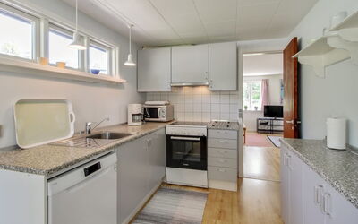 Ingalise - 500M from the Sea