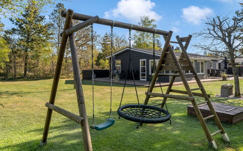 Meline - 350M from the Sea: Roof, House, Home, Cottage, Siding, Estate, Driveway, Garden Buildings, Yard, Shed