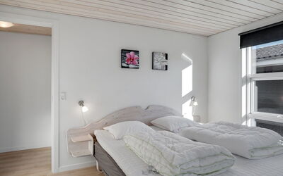 Meline - 350M from the Sea