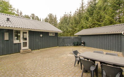 Ketildor - 100M from the Sea