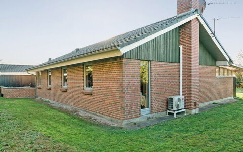 Aurea - 1Km from the Sea: Thatching, Cottage, House, Roof, Home, Farmhouse, Hut, Estate, Village
