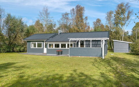 Erhardt - 800M from the Sea: Thatching, Cottage, House, Roof, Home, Farmhouse, Hut, Estate, Village