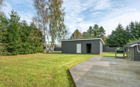 Erhardt - 800M from the Sea: Thatching, Cottage, House, Roof, Home, Farmhouse, Hut, Estate, Village
