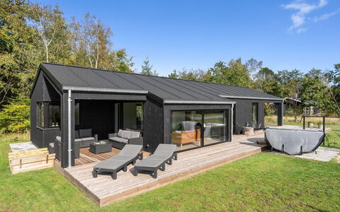 Sinna - from the Sea: Wood, Roof, House, Cottage, Door, Home, Siding, Land Lot, Garden Buildings, Shed