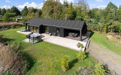 Sinna - from the Sea: Wood, Roof, House, Cottage, Door, Home, Siding, Land Lot, Garden Buildings, Shed