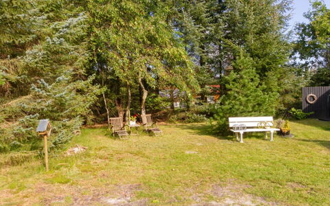 Ditleif - 400M from the Sea: Wood, Wood Stain, Plank, Hardwood, Cottage, Deck, Siding, Shade, Wood Flooring, Garden Buildings
