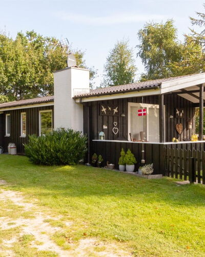 Ditleif - 400M from the Sea