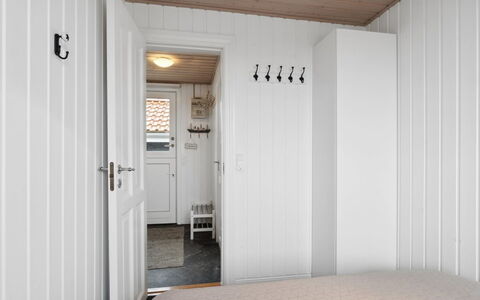 Mumme - 100M from the Sea: Wall, Wood, Interior Design, Ceiling, Flooring, Floor, Bedroom, Room, Bed, Light Fixture
