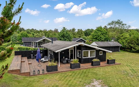 Rosmarie - 600M from the Sea: House, Home, Roof, Residential Area, Cottage, Estate, Siding, Garden, Farmhouse, Lawn