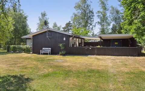 Kajo - 800M from the Sea: House, Roof, Home, Cottage, Shed, Garden Buildings, Siding, Yard, Log Cabin, Hut
