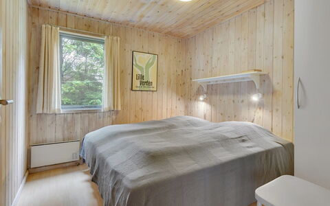 Ane - 1.7Km from the Sea: Wood, Flooring, Bedroom, Floor, Ceiling, Interior Design, Bed, Room, Bed Sheet, Bedding