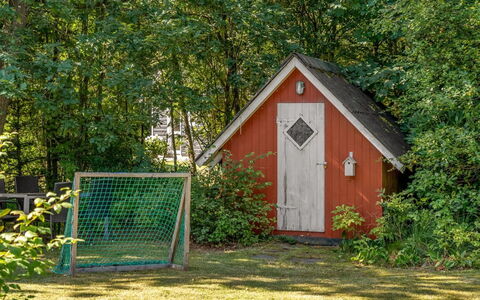 Ane - 1.7Km from the Sea: Leaf, Wood, Shed, Land Lot, Garden Buildings, Rural Area, Garden, Shack, Hut, Backyard
