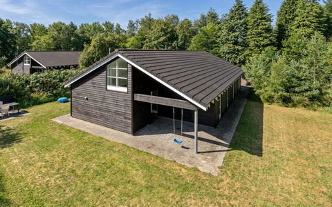 Ralda - 590M from the Sea: Architecture, Roof, Home, Composite Material, Daylighting, Siding, Driveway