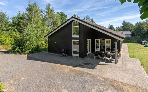 Ralda - 590M from the Sea: Architecture, Roof, Home, Composite Material, Daylighting, Siding, Driveway