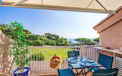 Accommodation:&nbsp;Les Coteaux de la Nartelle 180.34