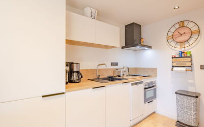 Accommodation:&nbsp;Les Coteaux de la Nartelle 180.30