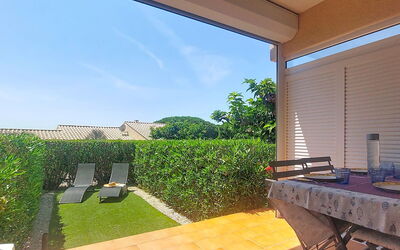Accommodation:&nbsp;Les Coteaux de la Nartelle 180.36