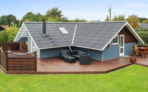 Jyde - 1.5Km from the Sea: Wood, Roof, Cottage, Deck, Shade, Garden, Hardwood, Yard, Siding, Lawn