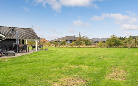 Richard - 4Km from the Sea: Roof, Land Lot, Plain, Cottage, Lawn, Shade, Estate, Garden, Yard, Farmhouse