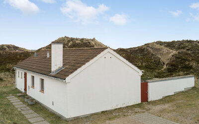 Emiljan - 400M from the Sea