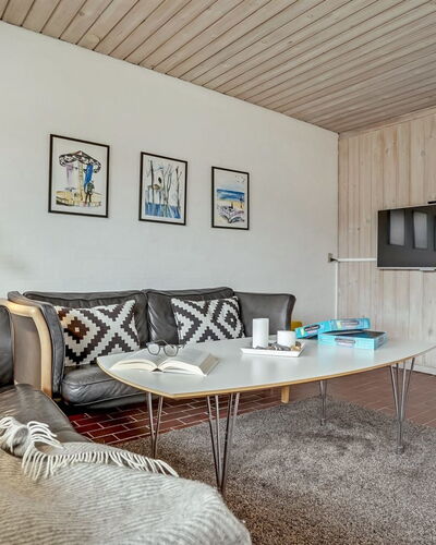 Emiljan - 400M from the Sea