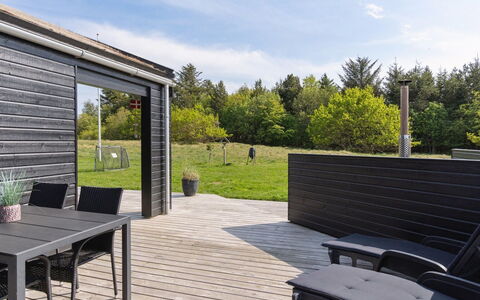 Dyke - 1.5Km from the Sea: 