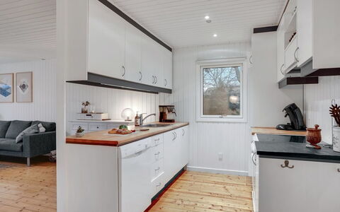 Adam - from the Sea: Wood, Kitchen, Flooring, Kitchen Appliance, Countertop, Major Appliance, Interior Design, Cabinetry, Floor, Home