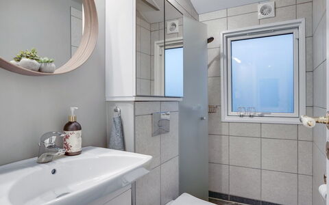 Adam - from the Sea: Bathroom, Plumbing Fixture, Interior Design, Sink, Bathroom Sink, Toilet, Flooring, Mirror, Floor, Bathroom Cabinet