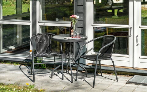 Marlien - 1Km to the Fjord: Blue, Shrub, Cottage, Groundcover, Garden, Estate, Shade, Landscaping, Farmhouse, Eco Hotel