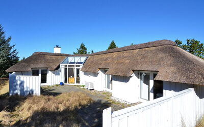 Roulf - 1.1Km from the Sea
