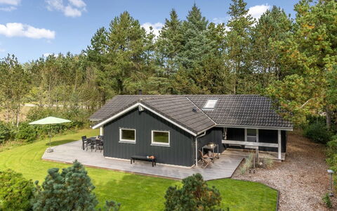 Grimi - 4Km from the Sea: Cottage, Home, House, Roof, Porch, Estate, Siding, Garden Buildings, Farmhouse, Yard