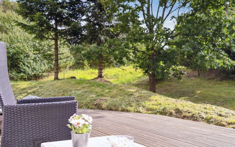 Karitte - 5Km from the Sea: Blue, Shrub, Cottage, Groundcover, Garden, Estate, Shade, Landscaping, Farmhouse, Eco Hotel