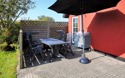 Indi - 400M from the Sea: Blue, Shrub, Cottage, Groundcover, Garden, Estate, Shade, Landscaping, Farmhouse, Eco Hotel