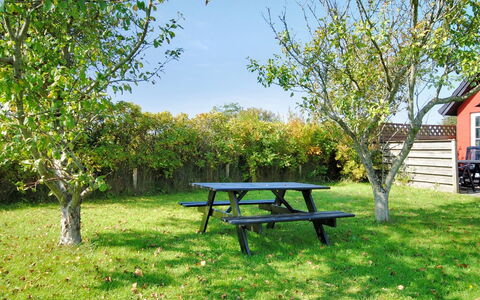Indi - 400M from the Sea: Blue, Shrub, Cottage, Groundcover, Garden, Estate, Shade, Landscaping, Farmhouse, Eco Hotel